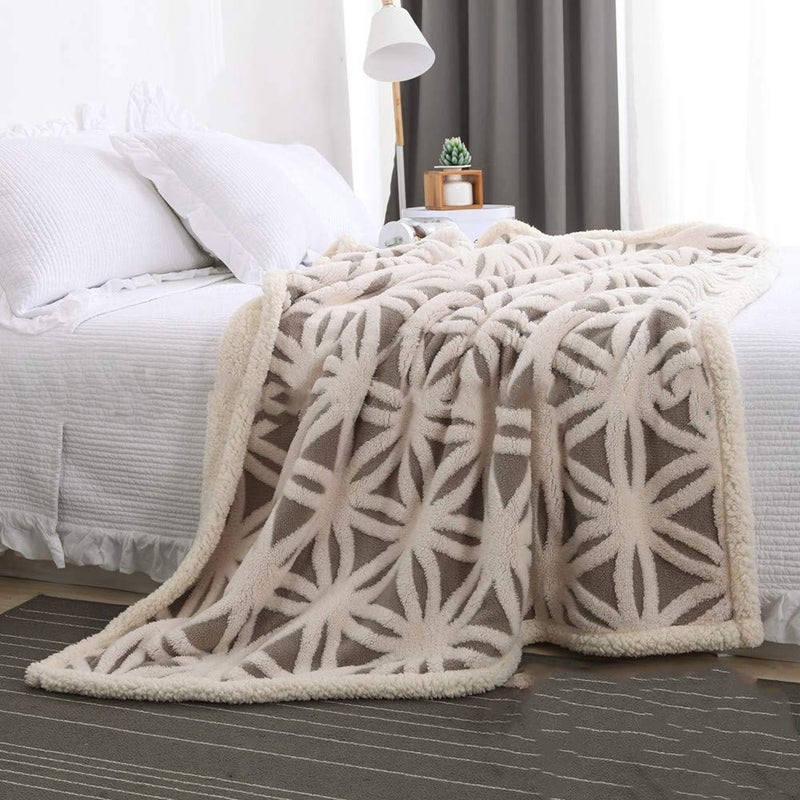 LOMAO Sherpa Fleece Blanket Fuzzy Soft Throw Blanket Dual Sided Blanket for Couch Sofa Bed (Grey, 40"x50") - Image 5